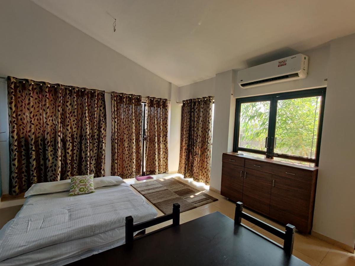 Jenjon - One Bhk Premium With Optional Swimming Pool