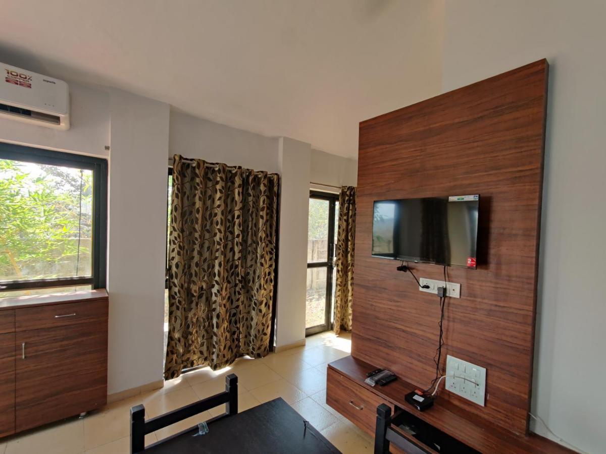 Jenjon - One Bhk Premium With Optional Swimming Pool * Karjat
