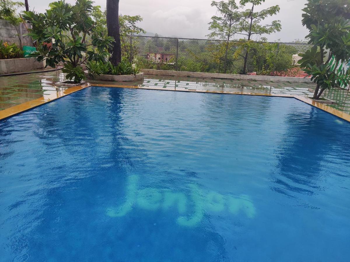 Jenjon - One Bhk Premium With Optional Swimming Pool Chalet